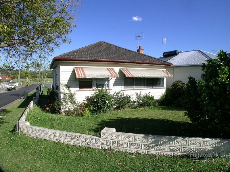 134 Medcalf Street, Warners Bay NSW 2282