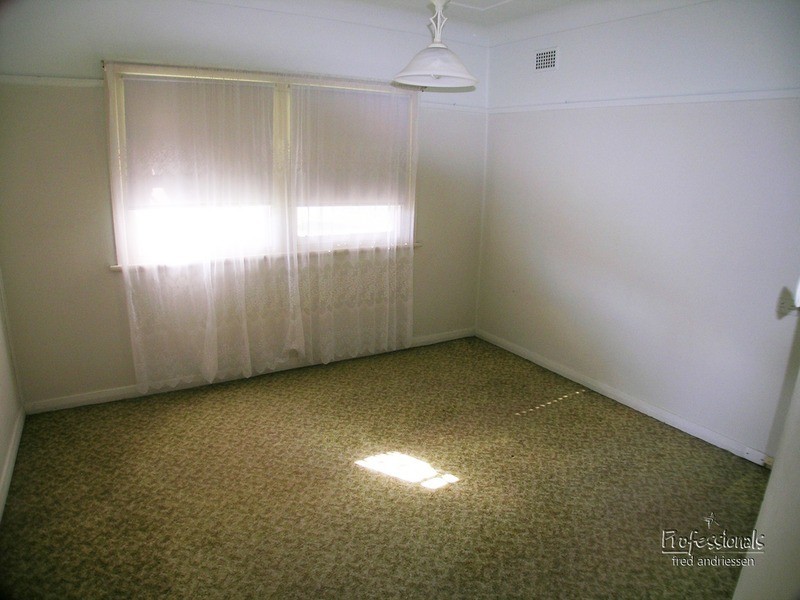 134 Medcalf Street, Warners Bay NSW 2282