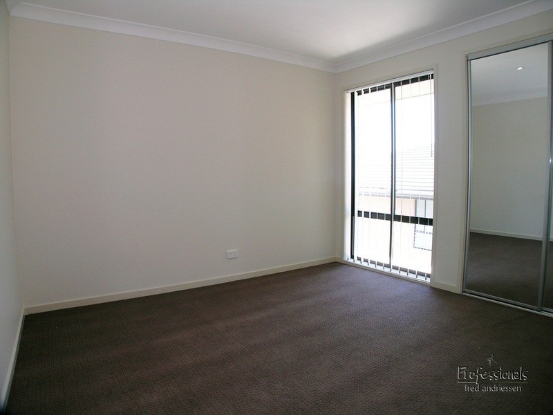 7 Artemesia Avenue, Cameron Park NSW 2285