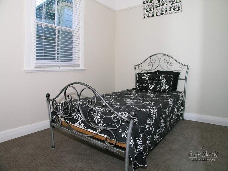 57 Fawcett Street, Mayfield NSW 2304