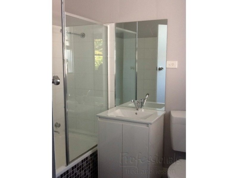 15 Oakland Street, Glendale NSW 2285