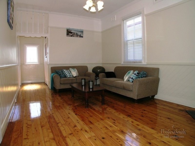 57 Fawcett Street, Mayfield NSW 2304