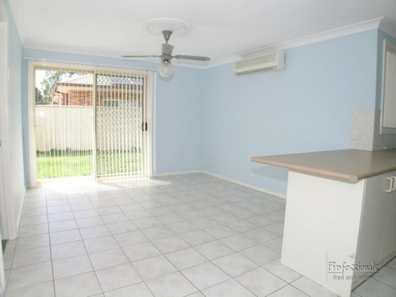 2 Robin Avenue, Cameron Park NSW 2285