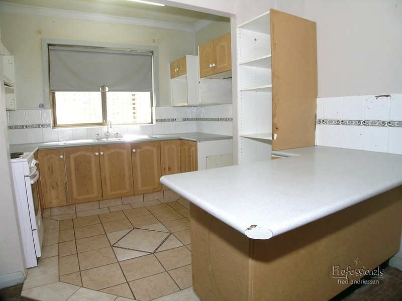 4 Illawarra Avenue, Cardiff NSW 2285