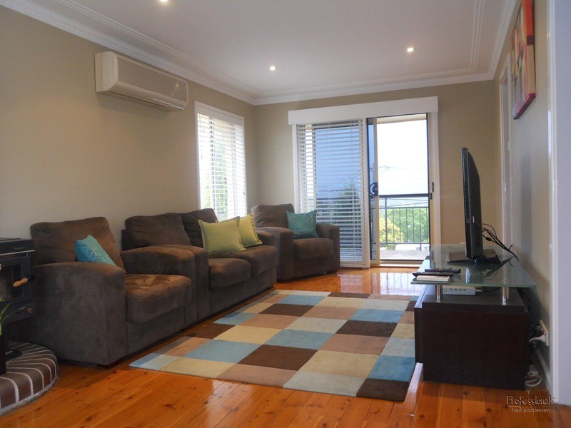 10 Bellevue  Crescent, Cardiff NSW 2285