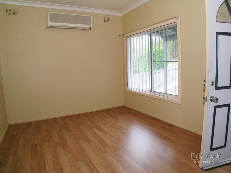 5 Orchard Street, Cardiff South NSW 2285