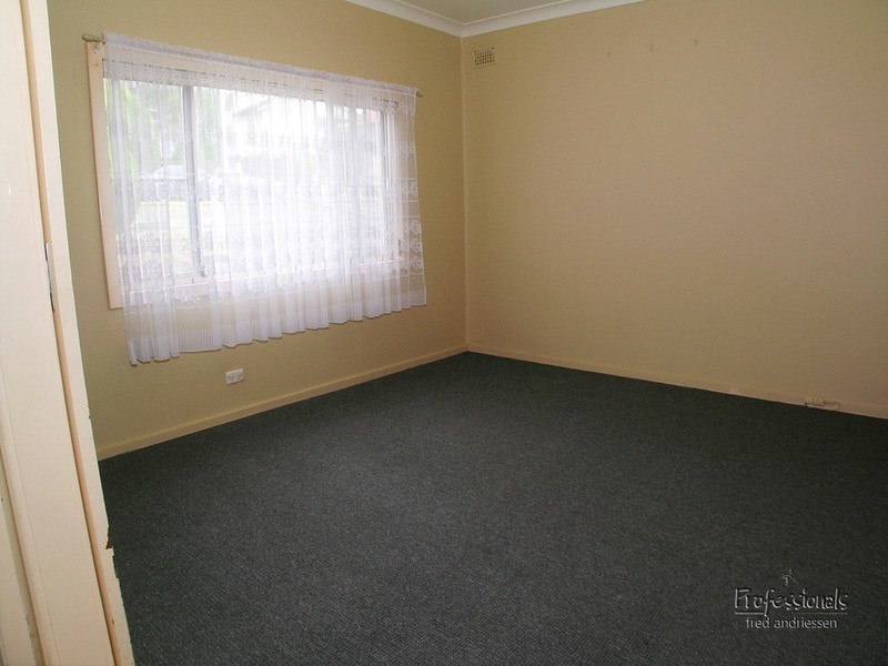 5 Orchard Street, Cardiff South NSW 2285