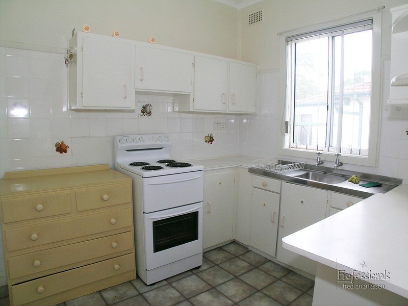 5 Orchard Street, Cardiff South NSW 2285