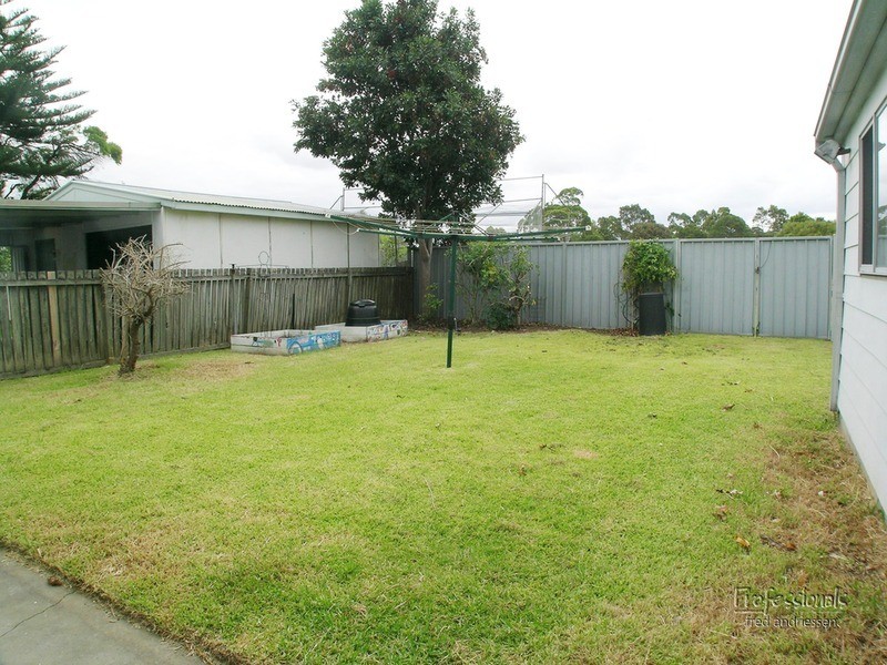 5 Orchard Street, Cardiff South NSW 2285