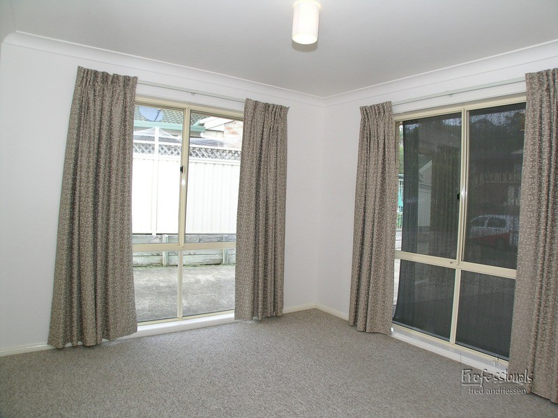 1/6 Florina Close, Cardiff South NSW 2285