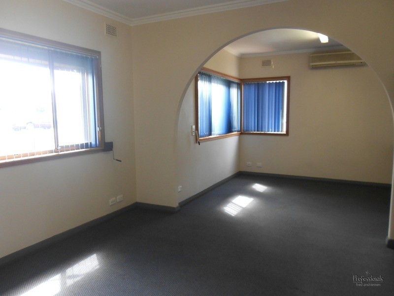 16 Harrison  Street, Cardiff NSW 2285