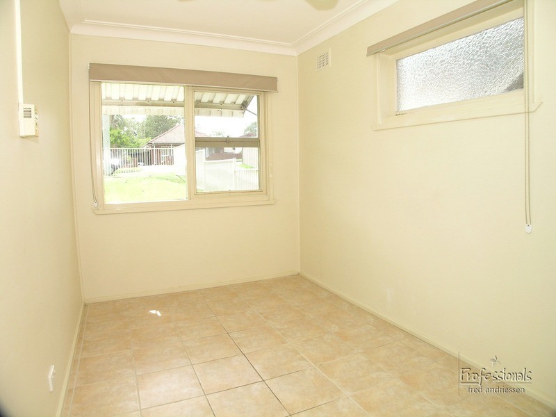 Warners Bay NSW 2282