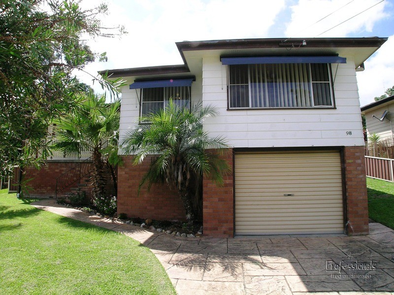 Macquarie Hills NSW 2285