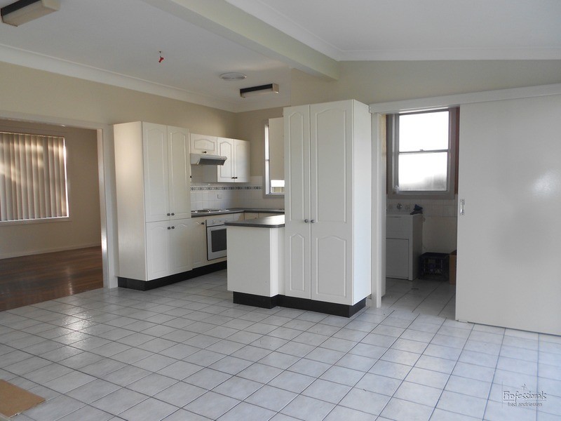 12 Fairview Avenue, Charlestown NSW 2290