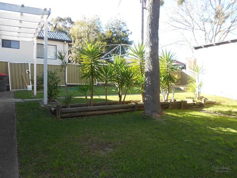 12 Fairview Avenue, Charlestown NSW 2290
