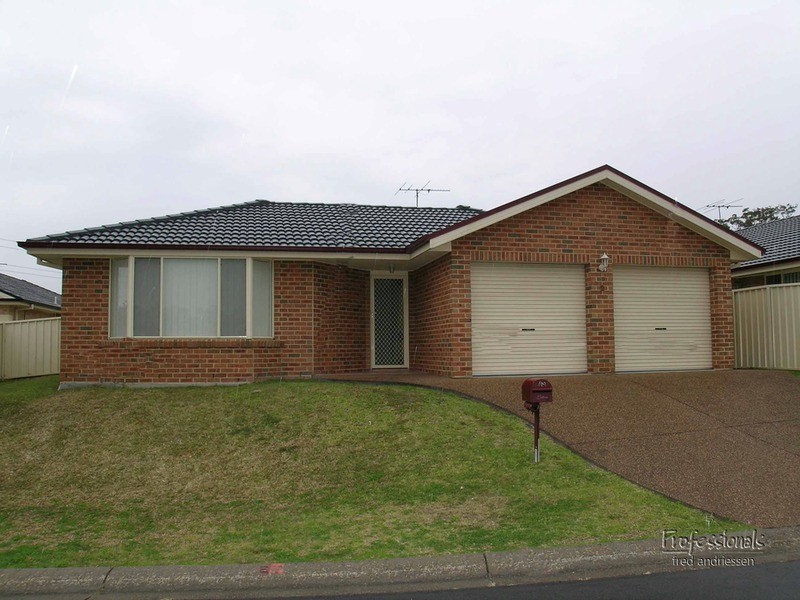 2 Sandpiper  Court, Cameron Park NSW 2285