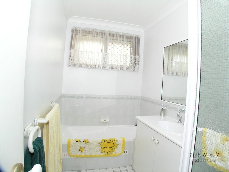 2/3 Francis Street, Cardiff South NSW 2285