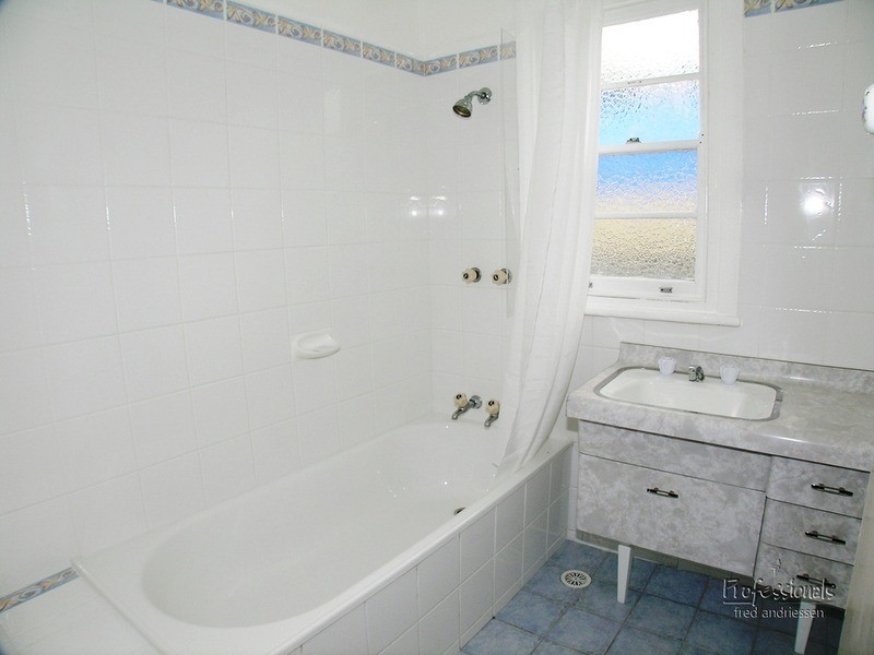 38 Woodlands Avenue, New Lambton NSW 2305