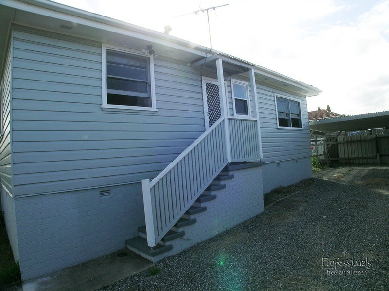 Mayfield West NSW 2304