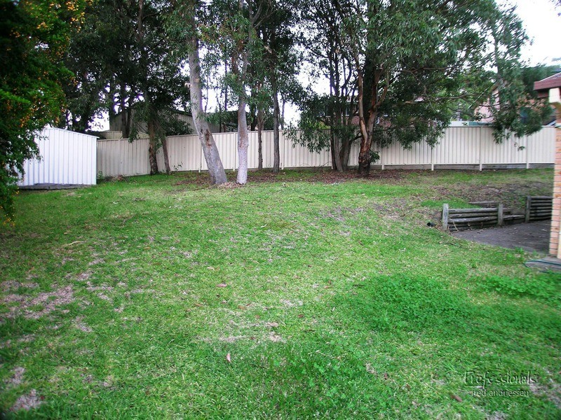 10 Kingfisher Close, Tingira Heights NSW 2290