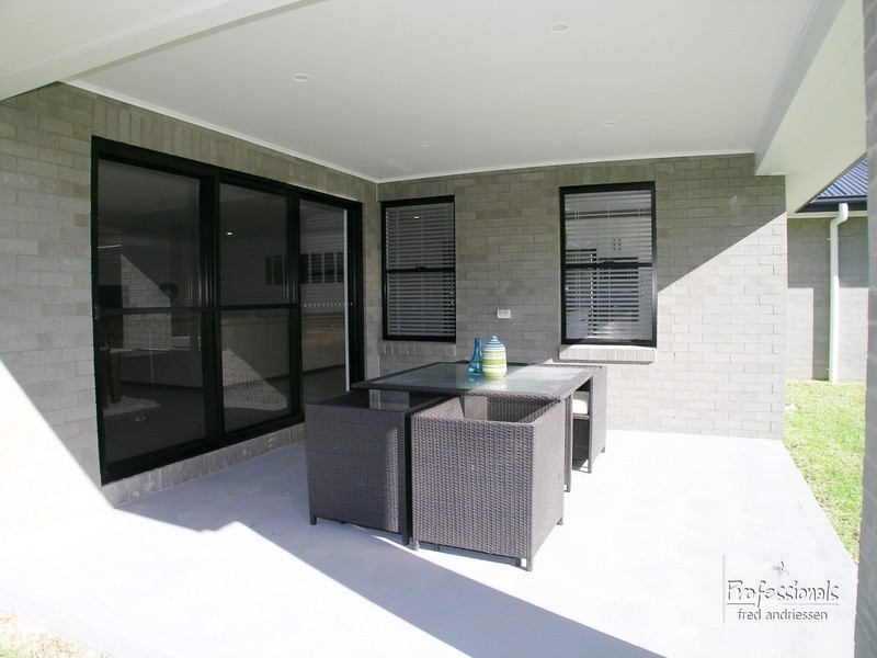 24 Eumina Street, Cameron Park NSW 2285