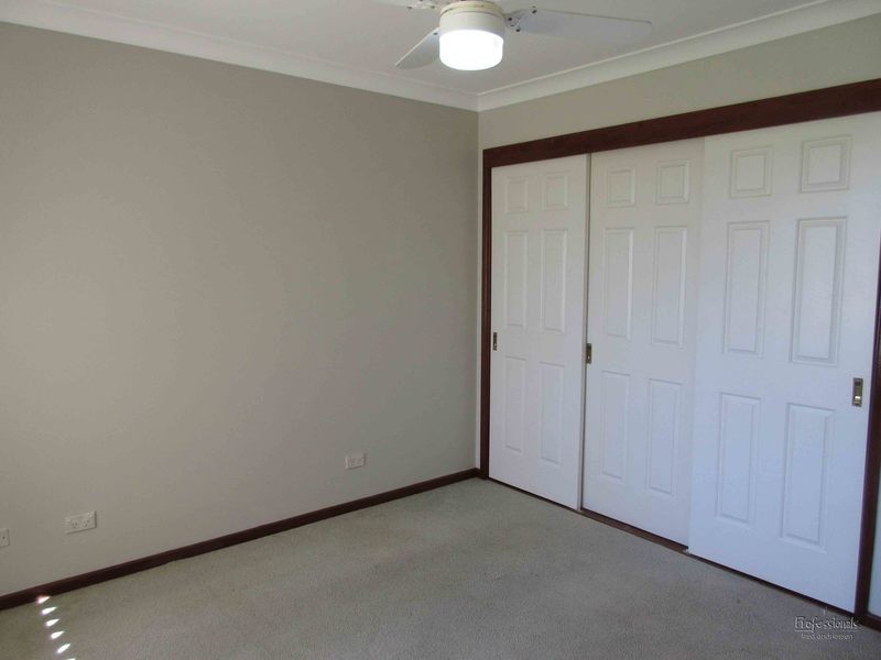 6 Kingfisher Close, Tingira Heights NSW 2290