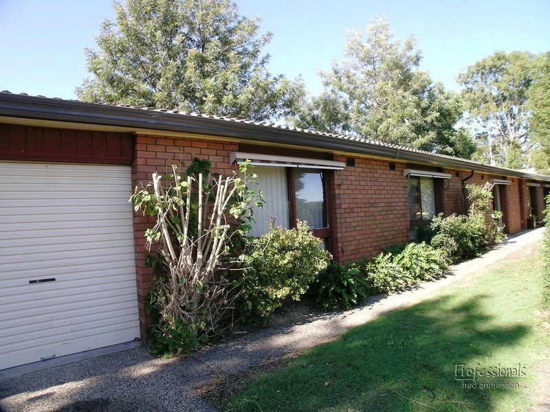 27 Victoria Street, Belmont NSW 2280