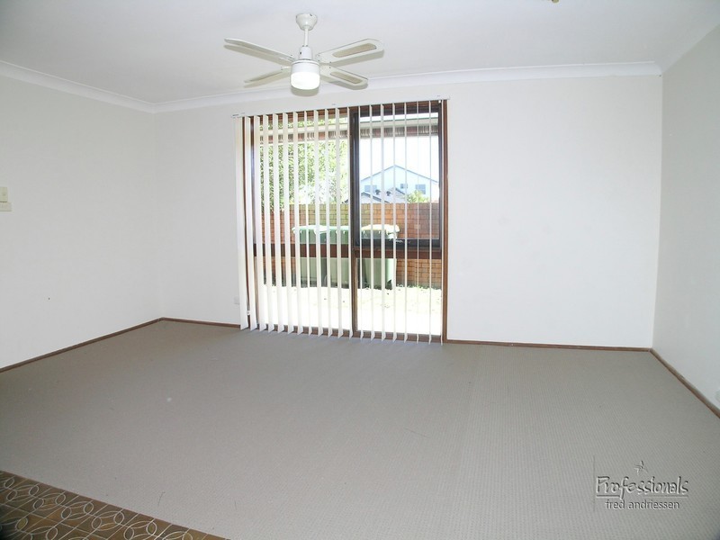 27 Victoria Street, Belmont NSW 2280