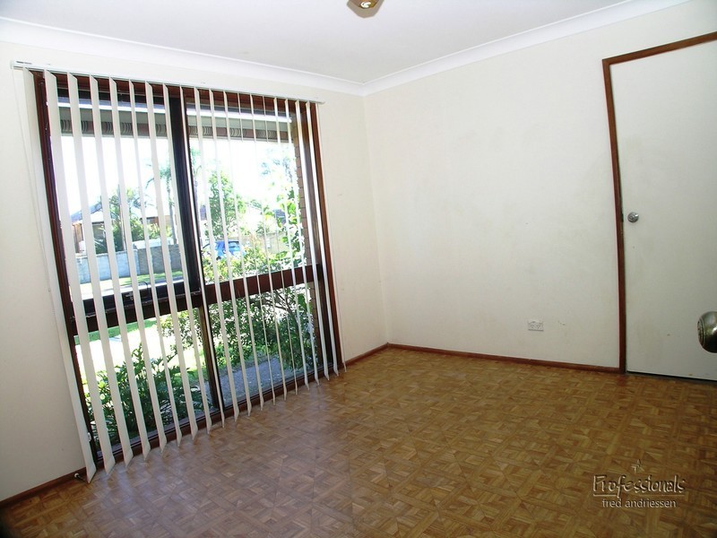 27 Victoria Street, Belmont NSW 2280
