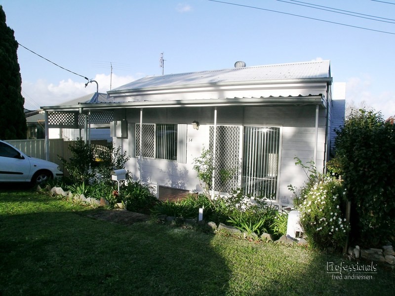 14 Russell Street, Cardiff NSW 2285