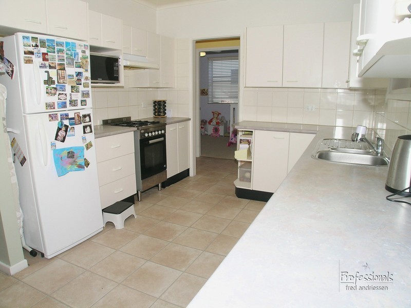 8 Crockett Street, Cardiff South NSW 2285