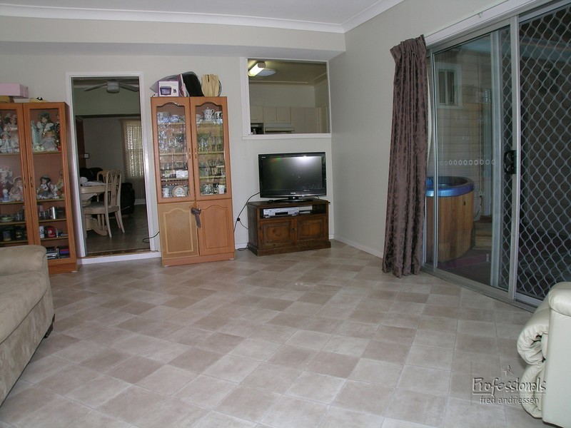 8 Crockett Street, Cardiff South NSW 2285