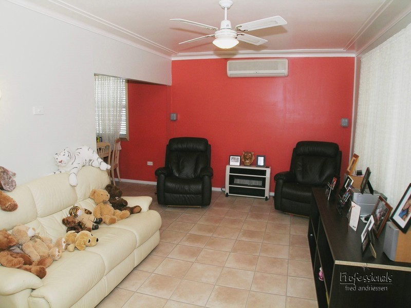 8 Crockett Street, Cardiff South NSW 2285