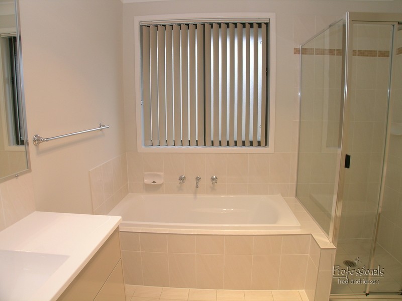 3 Macon Way, Cameron Park NSW 2285
