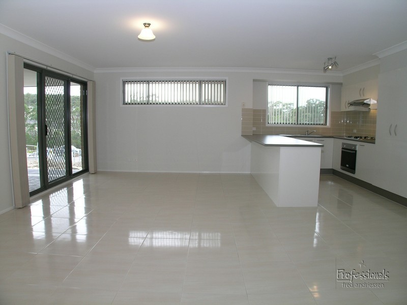 3 Macon Way, Cameron Park NSW 2285