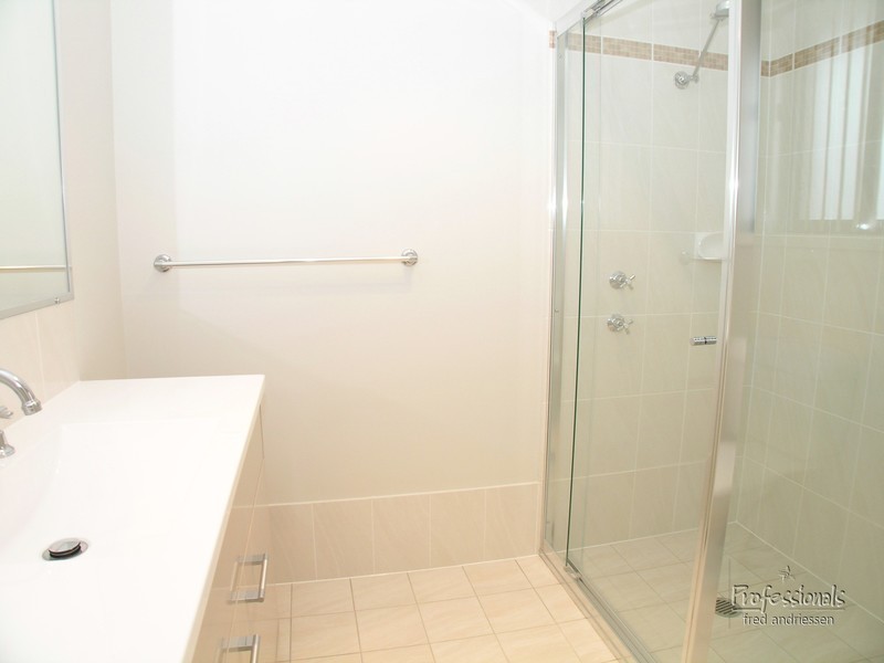 3 Macon Way, Cameron Park NSW 2285
