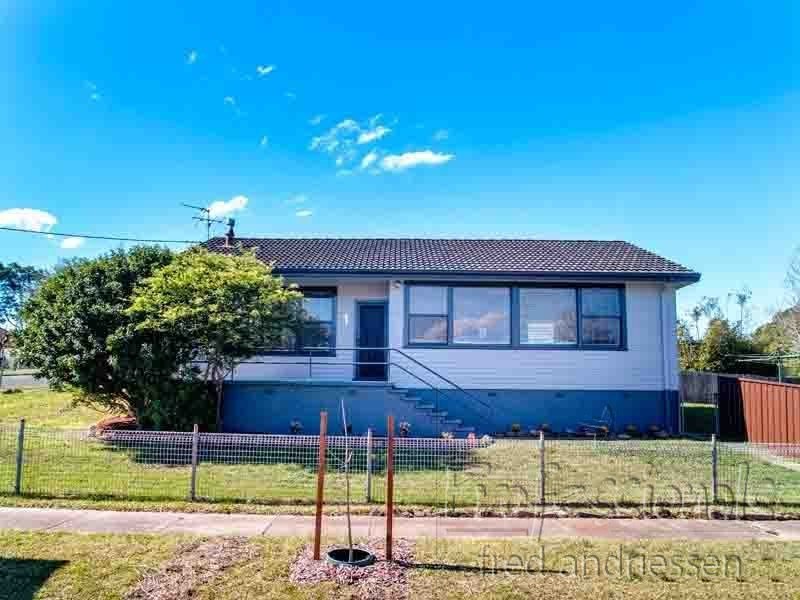 1 Dover Crescent, Waratah West NSW 2298