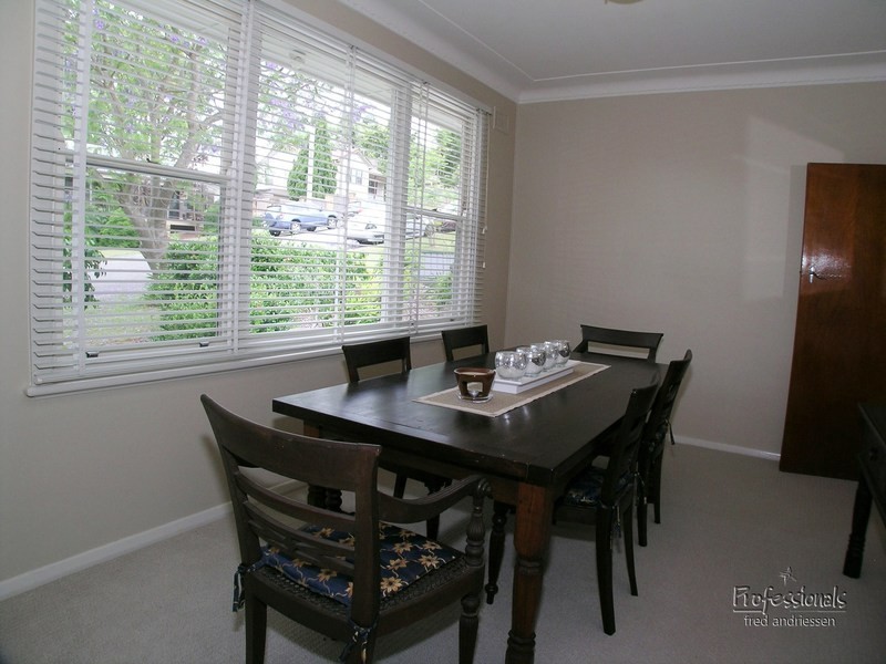 6 Charles Street, Cardiff NSW 2285