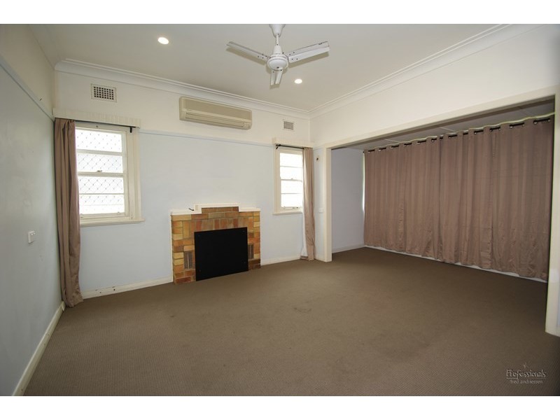 134 Medcalf Street, Warners Bay NSW 2282