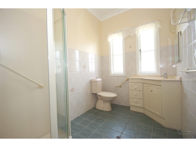 134 Medcalf Street, Warners Bay NSW 2282