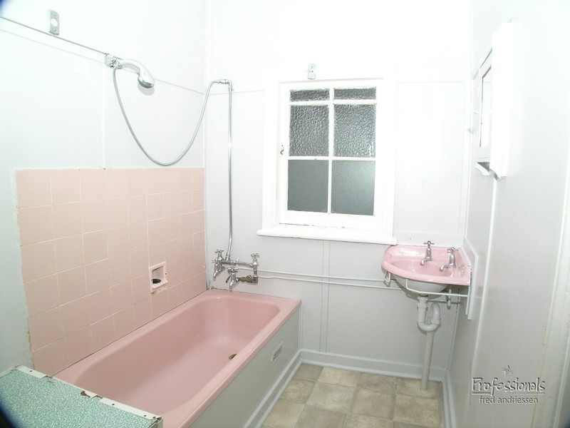 6 Lachlan Road, Cardiff NSW 2285