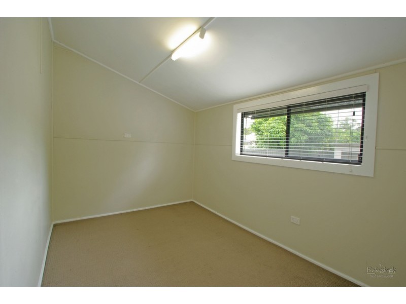 39 Lachlan Road, Cardiff NSW 2285