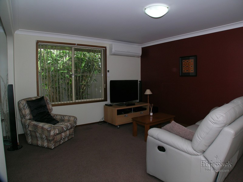 2/3 Francis Street, Cardiff South NSW 2285