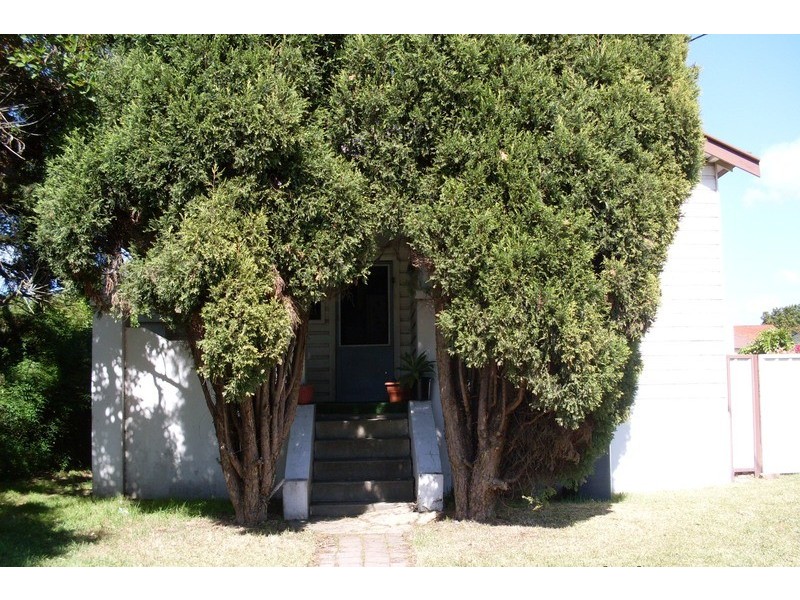 1/5 Mordue Parade, Jesmond NSW 2299