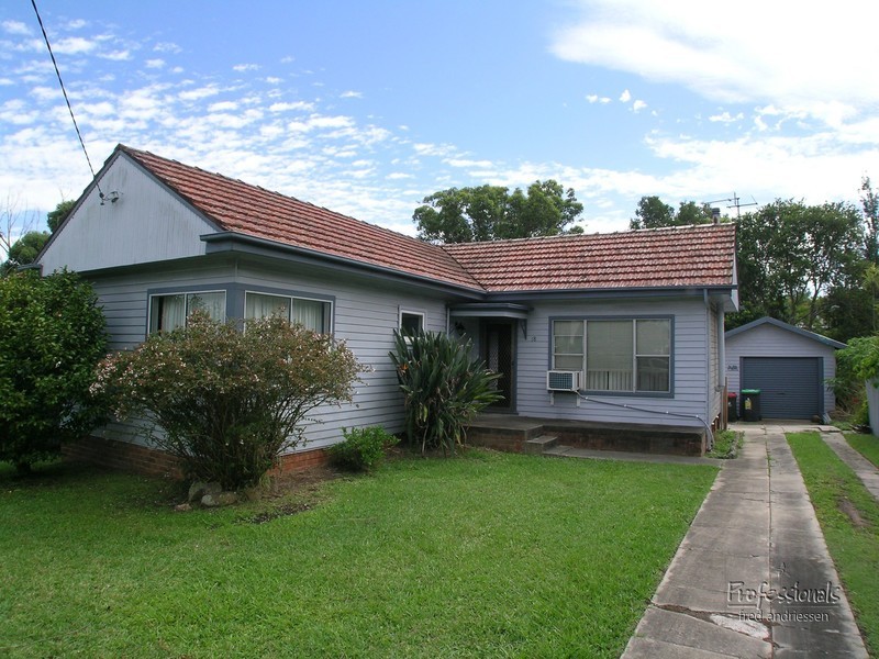 18 Lee Crescent, Birmingham Gardens NSW 2287