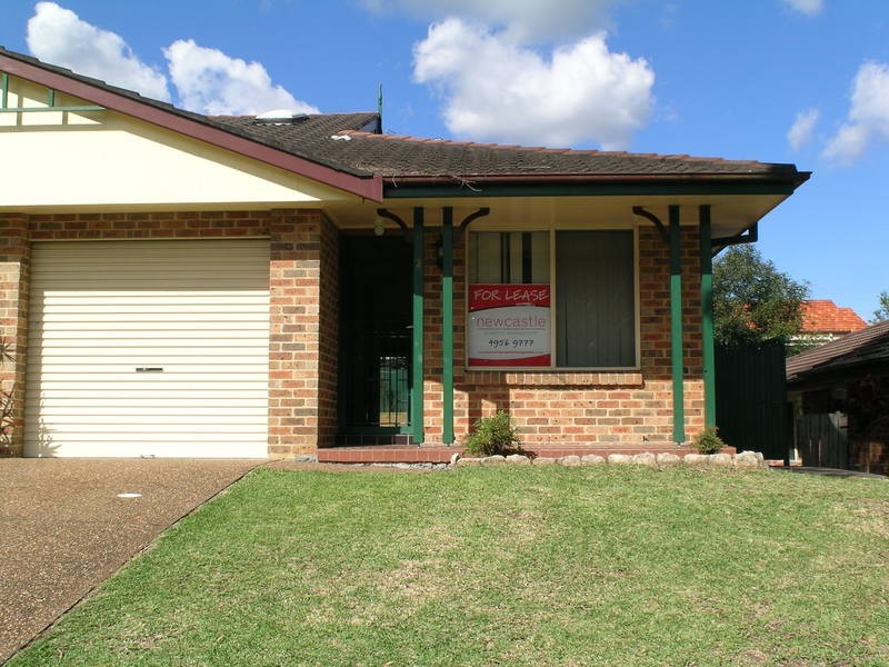 2/10 Madeleine Street, Charlestown NSW 2290