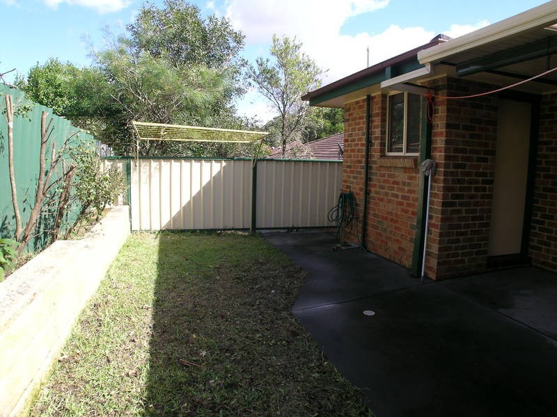 2/10 Madeleine Street, Charlestown NSW 2290