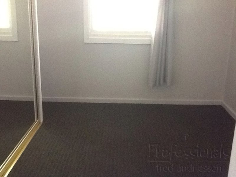 15 Oakland Street, Glendale NSW 2285