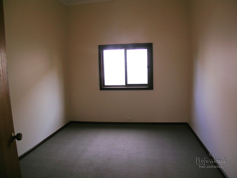 7 Kirby Street, Cardiff NSW 2285