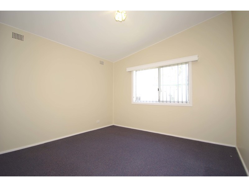 16 Beeson Street, Cardiff South NSW 2285